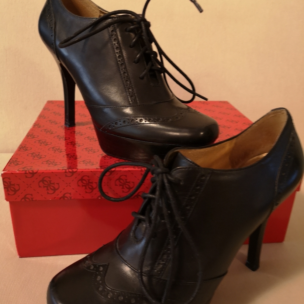 Guess black lace up platform shoes - Picture 7 of 14
